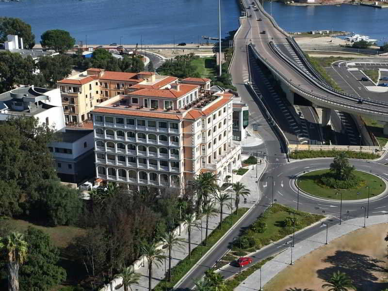 Grand Hotel President Olbia Esterno foto